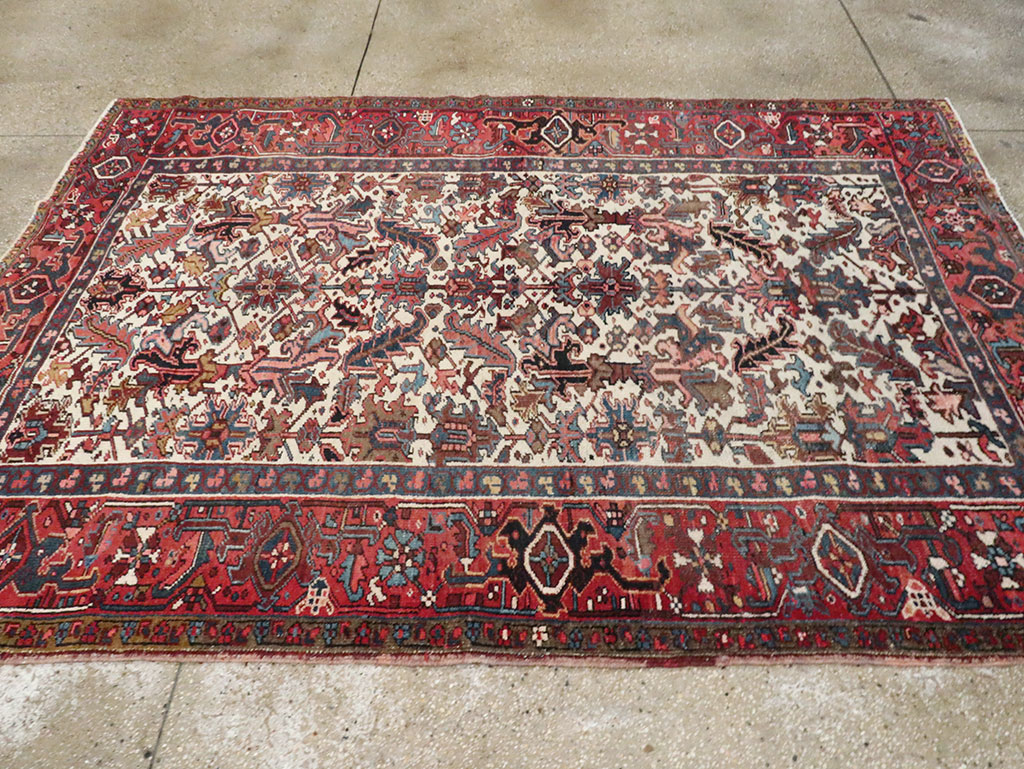 Vintage Persian Heriz Carpet, No.21919 - Galerie Shabab