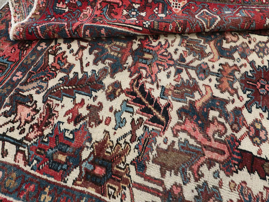 Vintage Persian Heriz Carpet, No.21919 - Galerie Shabab