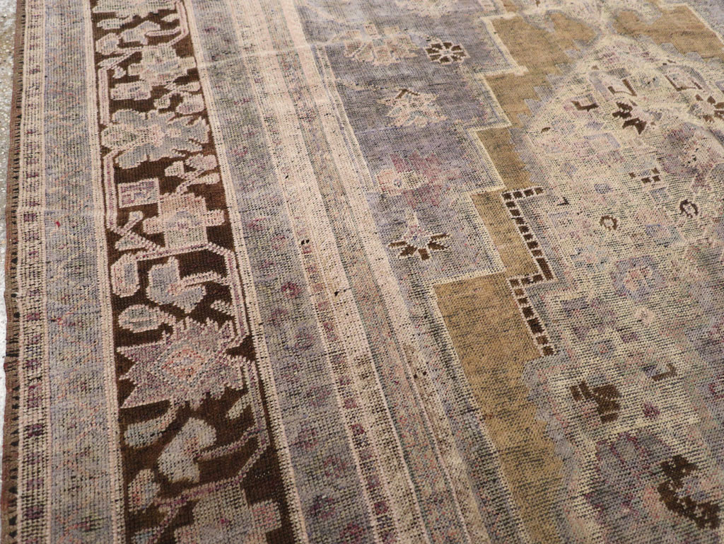 Vintage Turkish Anatolian Gallery Carpet, No.21925 - Galerie Shabab