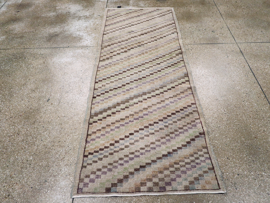 Vintage Anatolian Rug, No.21927 - Galerie Shabab