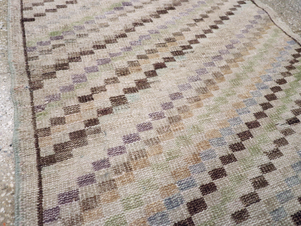 Vintage Anatolian Rug, No.21927 - Galerie Shabab