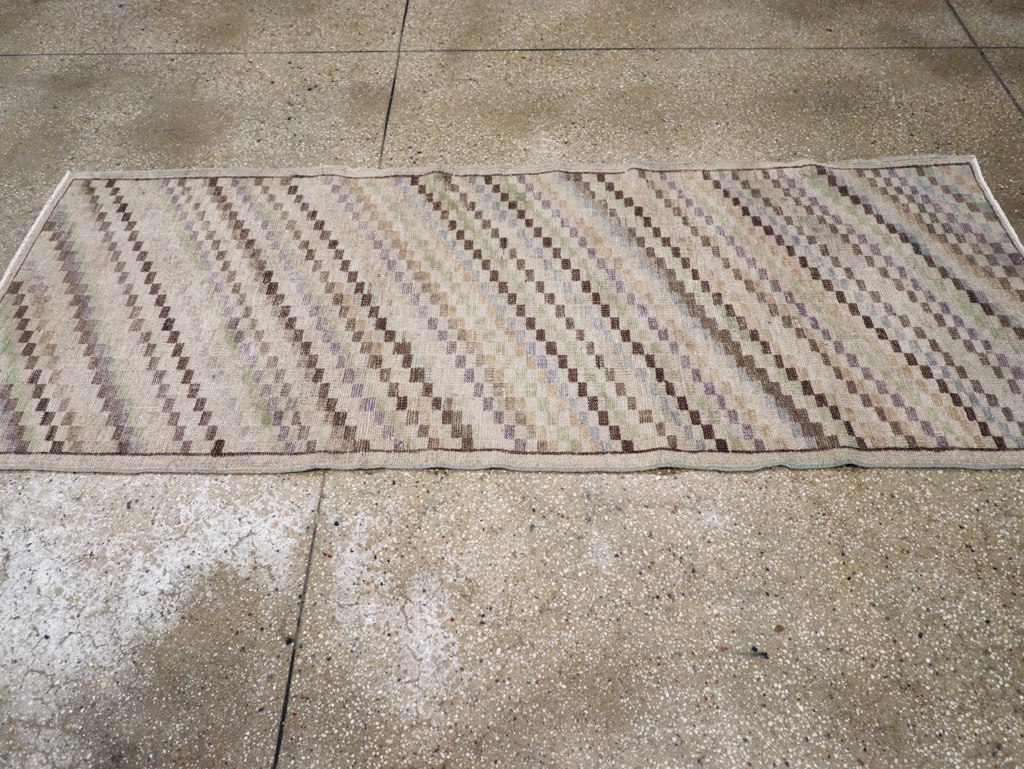 Vintage Anatolian Rug, No.21927 - Galerie Shabab