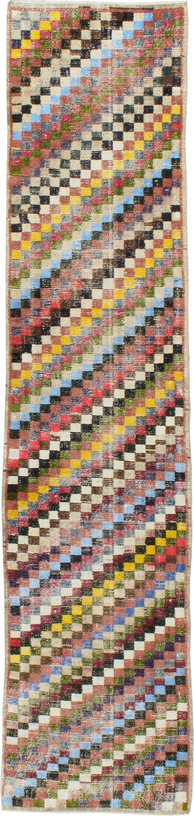 Distressed Vintage Anatolian Runner, No.21930 - Galerie Shabab