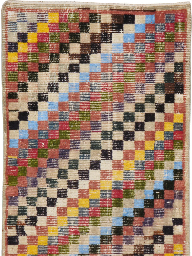 Distressed Vintage Anatolian Runner, No.21930 - Galerie Shabab