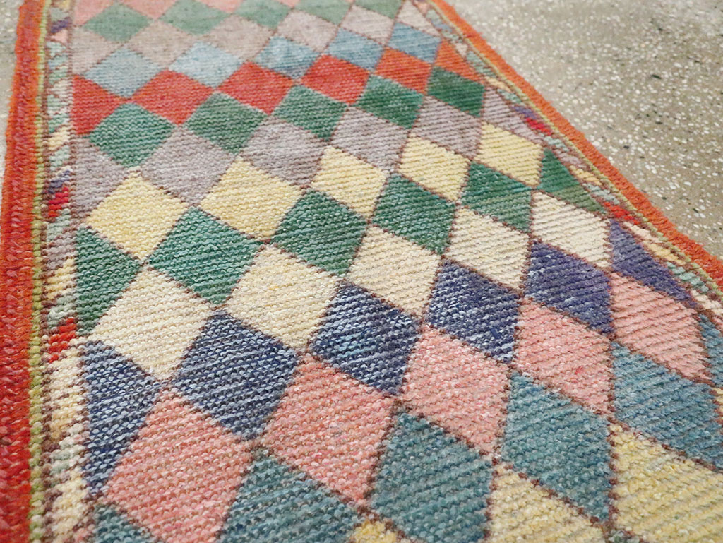 Vintage Turkish Anatolian Runner, No.21931 - Galerie Shabab