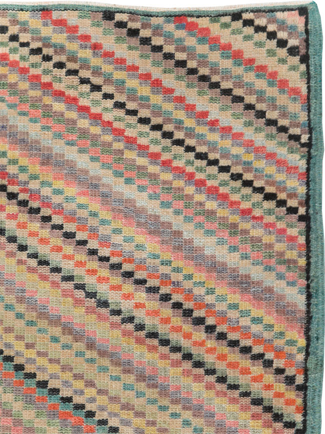 Vintage Turkish Anatolian Throw Rug, No.21933 - Galerie Shabab