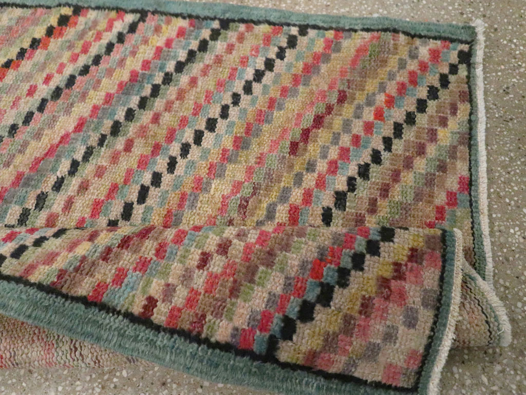 Vintage Turkish Anatolian Throw Rug, No.21933 - Galerie Shabab