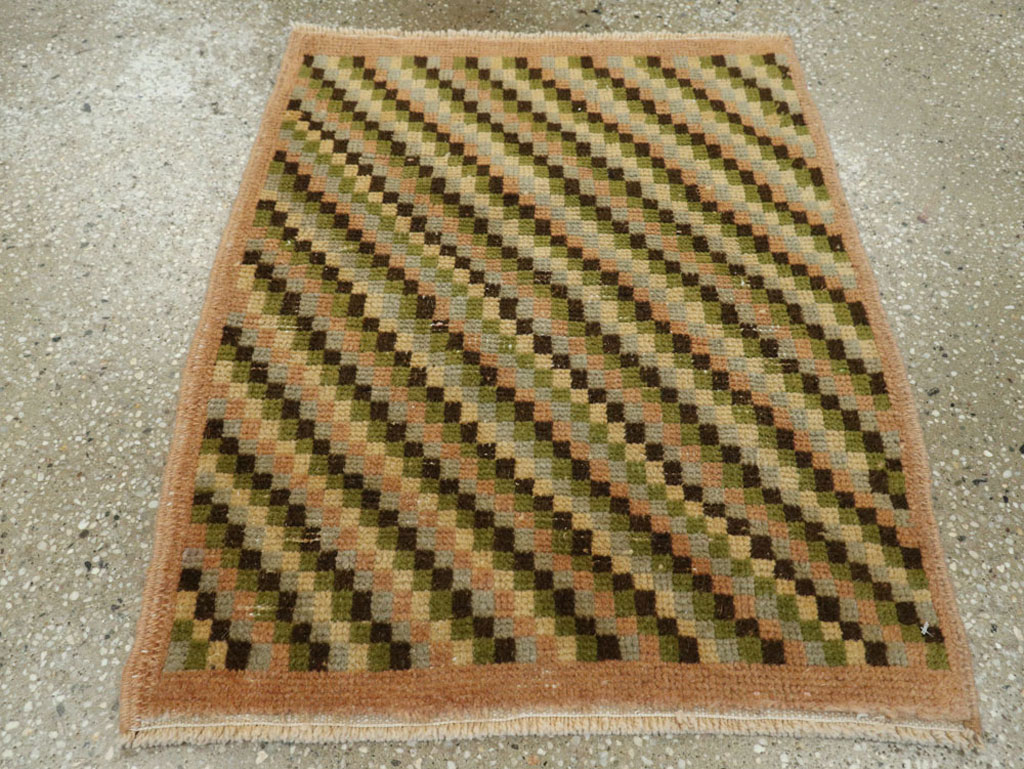 Vintage Turkish Anatolian Rug, No.21943 - Galerie Shabab
