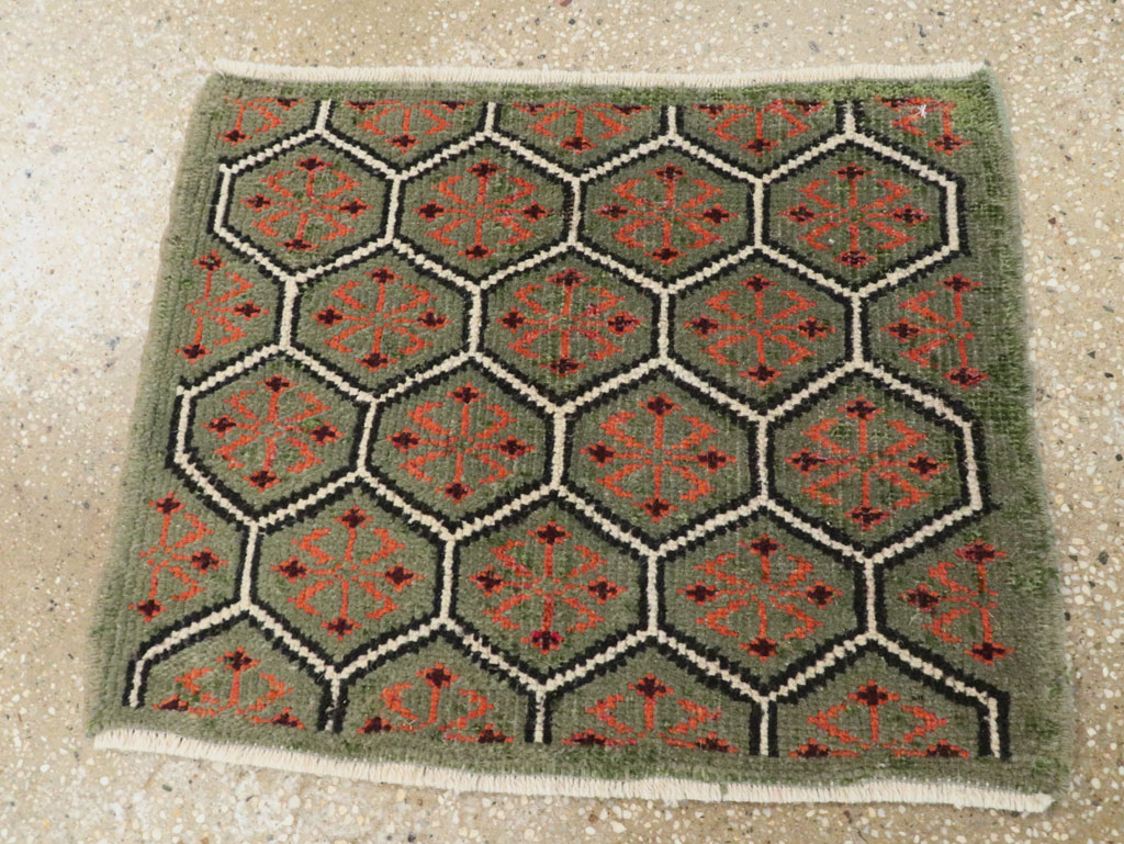 Vintage Turkish Anatolain Rug (Pair: 2 of 3), No.21946 - Galerie Shabab