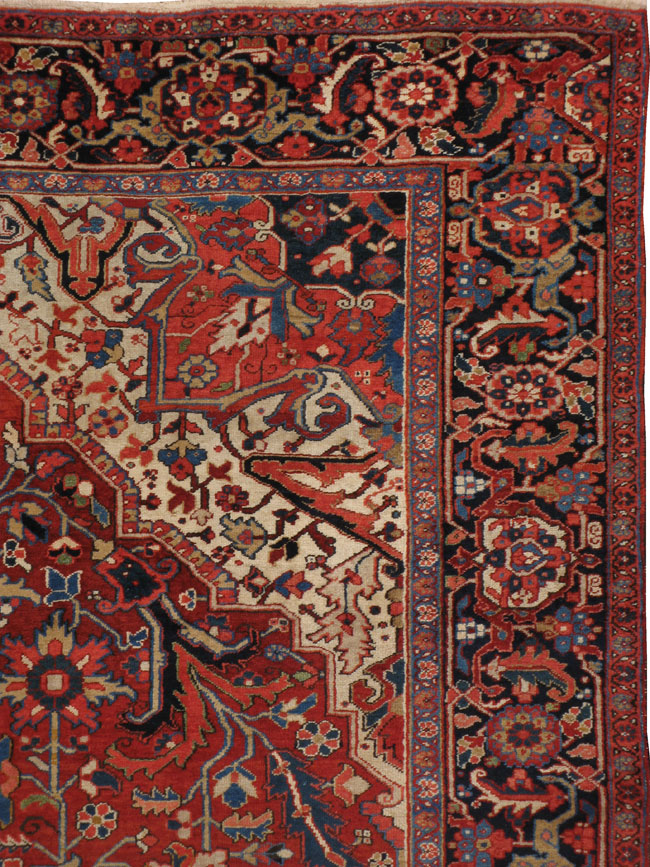 Vintage Heriz Carpet, No.21955 - Galerie Shabab