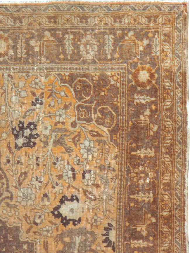 Antique Persian Tabriz Rug, No.21956 - Galerie Shabab
