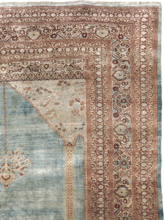 Antique Persian Silk Tabriz Rug, No.21957 - Galerie Shabab