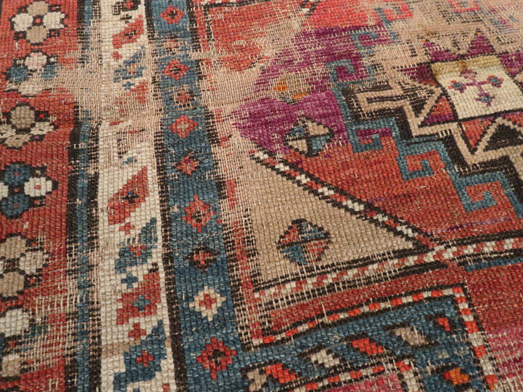 Antique Caucasian Kazak Distressed Rug, No.21963 - Galerie Shabab