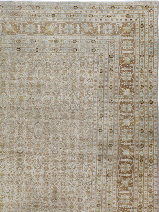 Antique Persian Senneh Tabriz Carpet, No.21967 - Galerie Shabab