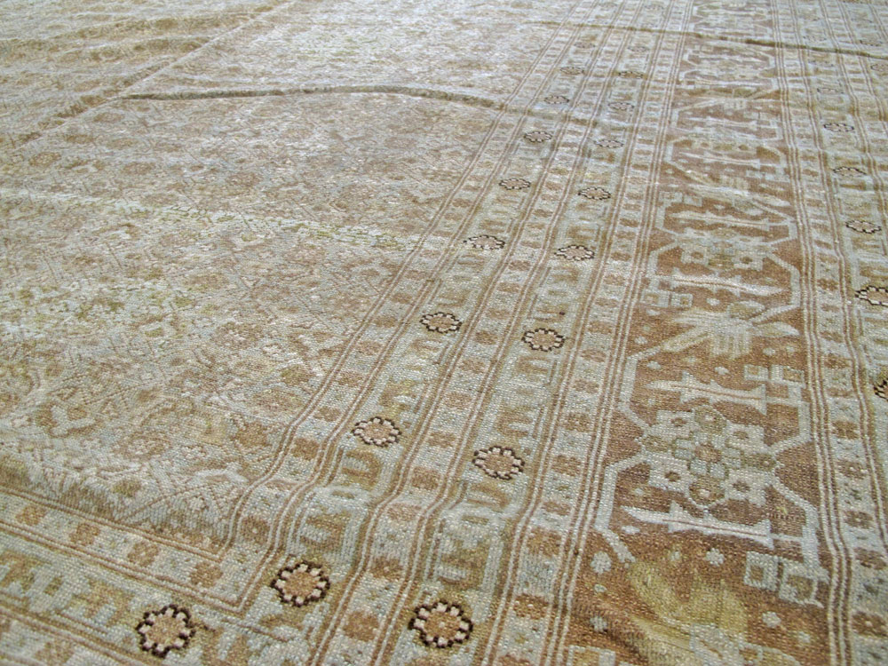 Antique Persian Senneh Tabriz Carpet, No.21967 - Galerie Shabab