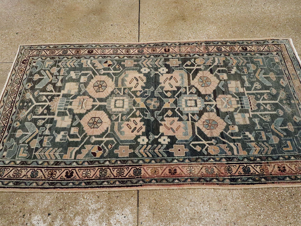 Vintage Persian Malayer Rug, No.21975 - Galerie Shabab