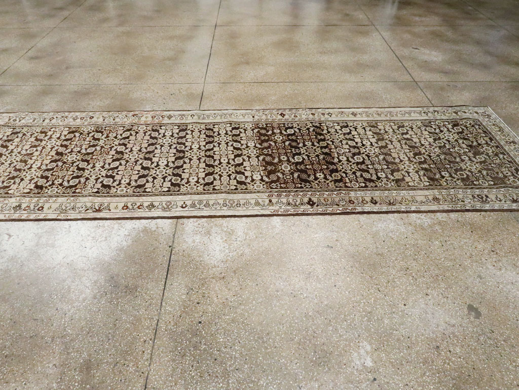 Vintage Persian Malayer Runner, No.21994 - Galerie Shabab