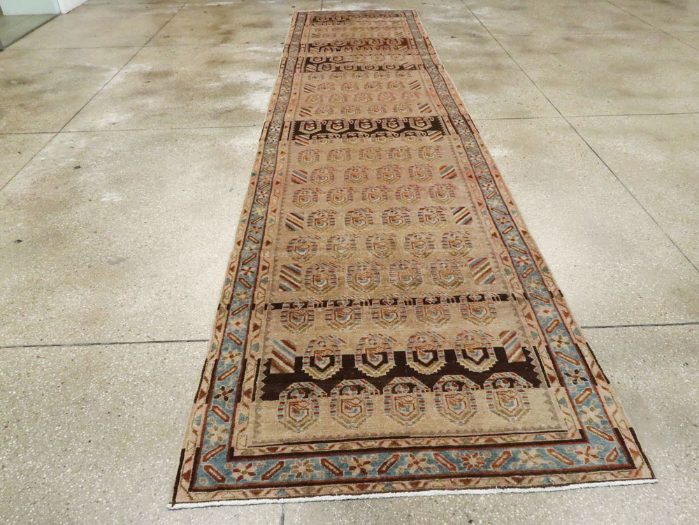 Vintage Persian Malayer Wide Gallery Runner, No.21995 - Galerie Shabab