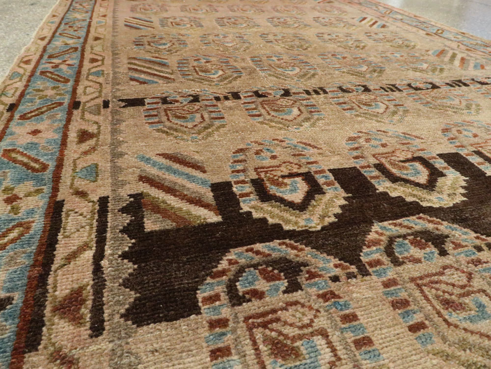 Vintage Persian Malayer Wide Gallery Runner, No.21995 - Galerie Shabab