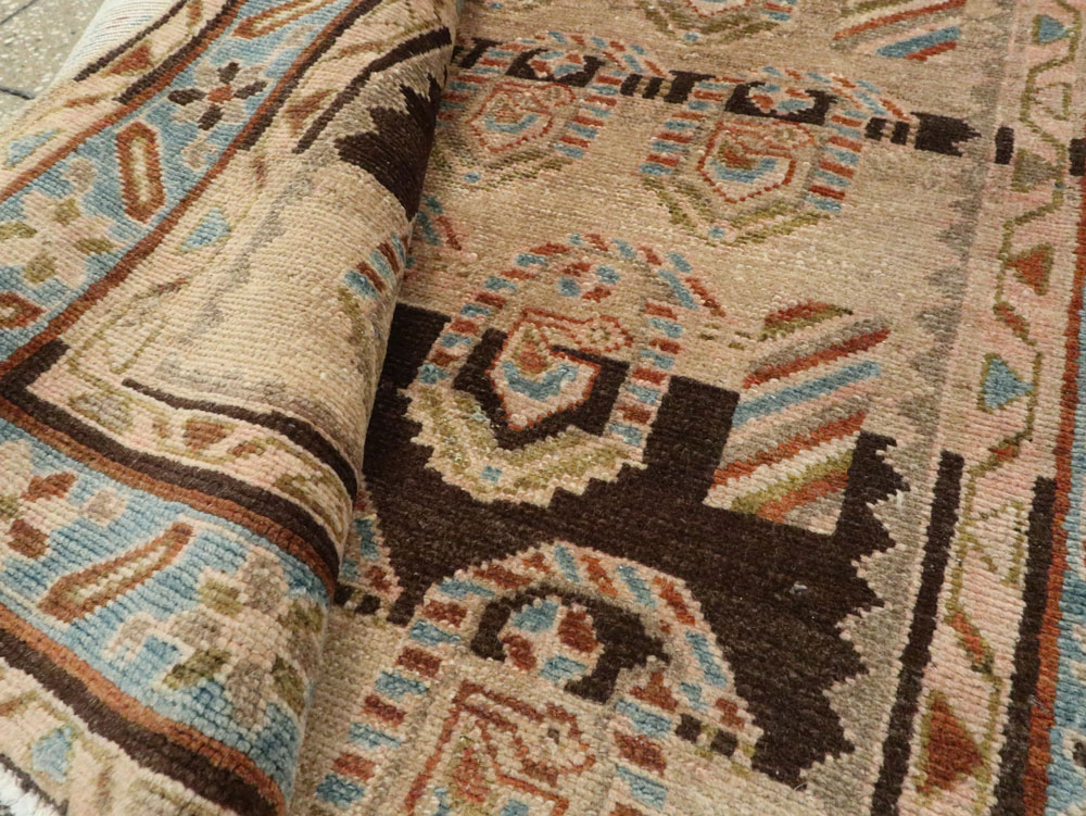 Vintage Persian Malayer Wide Gallery Runner, No.21995 - Galerie Shabab