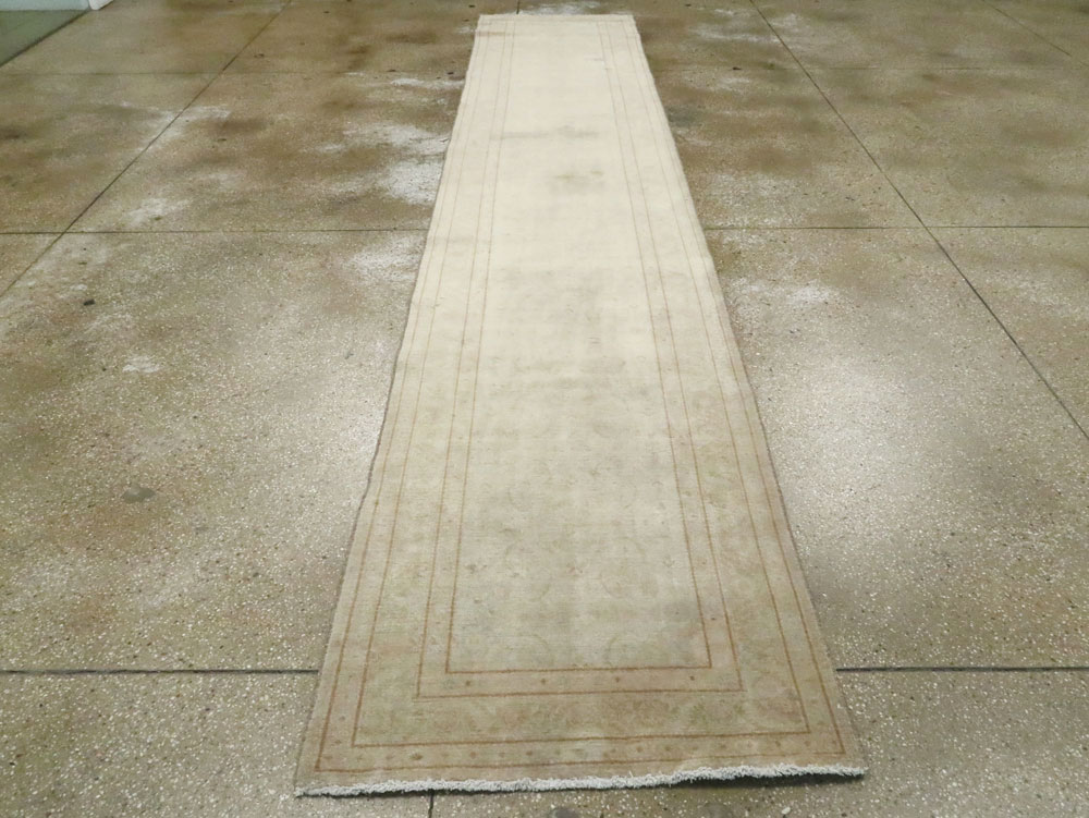 Antique Persian Tabriz Runner, No.22003 - Galerie Shabab