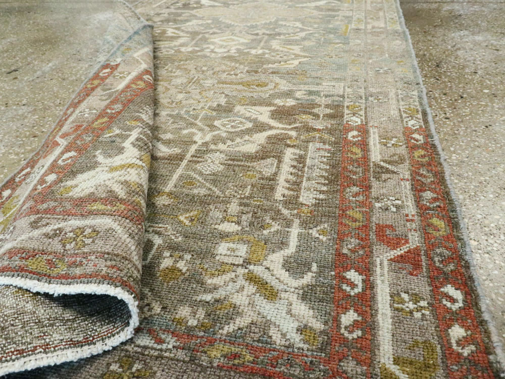Vintage Persian Malayer Runner, No.22005 - Galerie Shabab