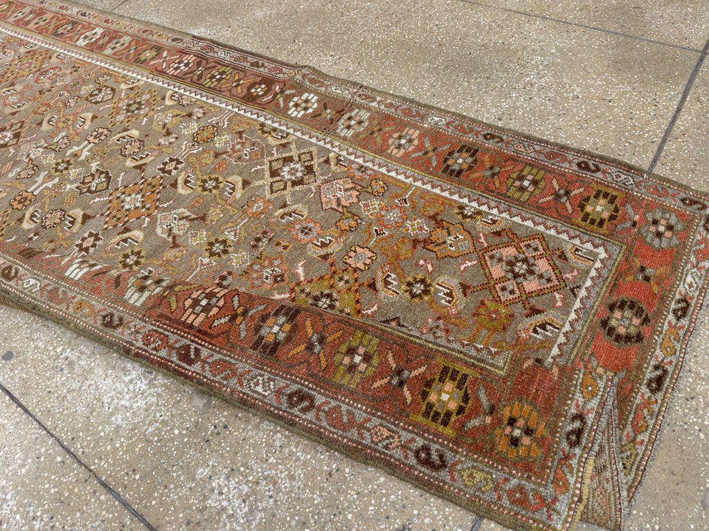 Vintage Persian Kurdish Runner, No.22006 - Galerie Shabab