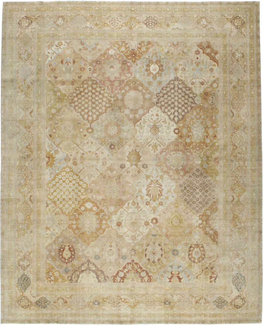 Antique Persian Tabriz Carpet, No.22010 - Galerie Shabab