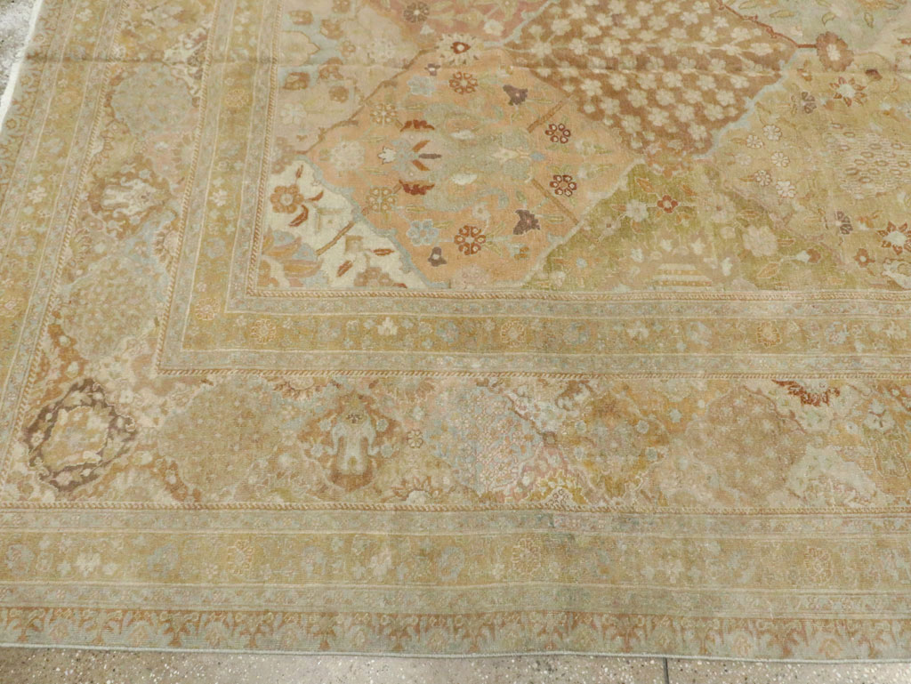 Antique Persian Tabriz Carpet, No.22010 - Galerie Shabab