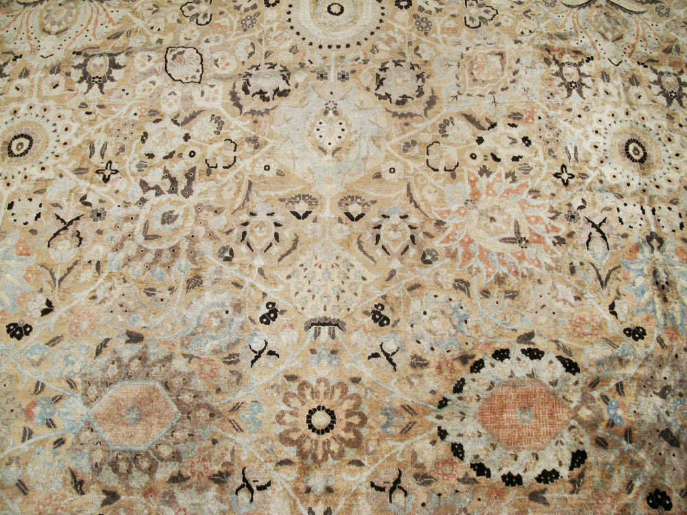 Antique Persian Tabriz Carpet, No.22016 - Galerie Shabab