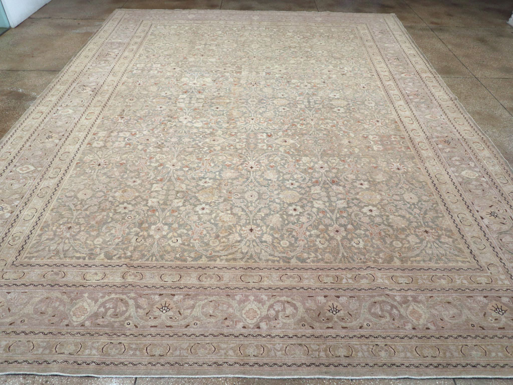 Antique Persian Tabriz Large Carpet, No.22017 - Galerie Shabab