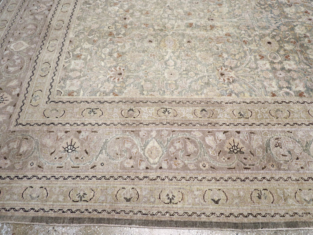 Antique Persian Tabriz Large Carpet, No.22017 - Galerie Shabab