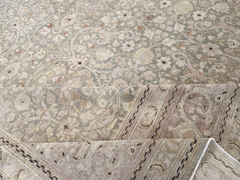 Antique Persian Tabriz Large Carpet, No.22017 - Galerie Shabab