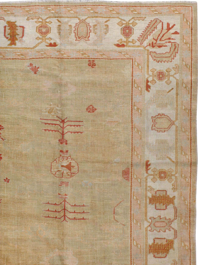 Antique Turkish Oushak Carpet, No.22033 - Galerie Shabab