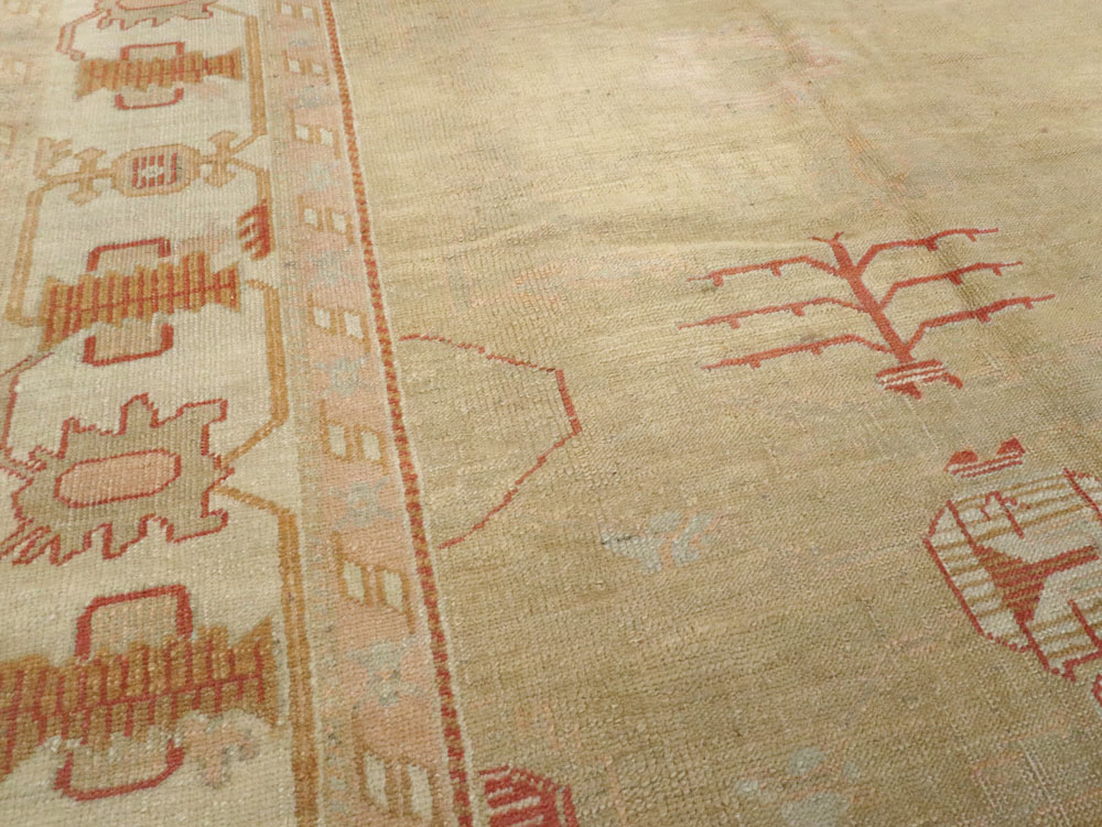 Antique Turkish Oushak Carpet, No.22033 - Galerie Shabab