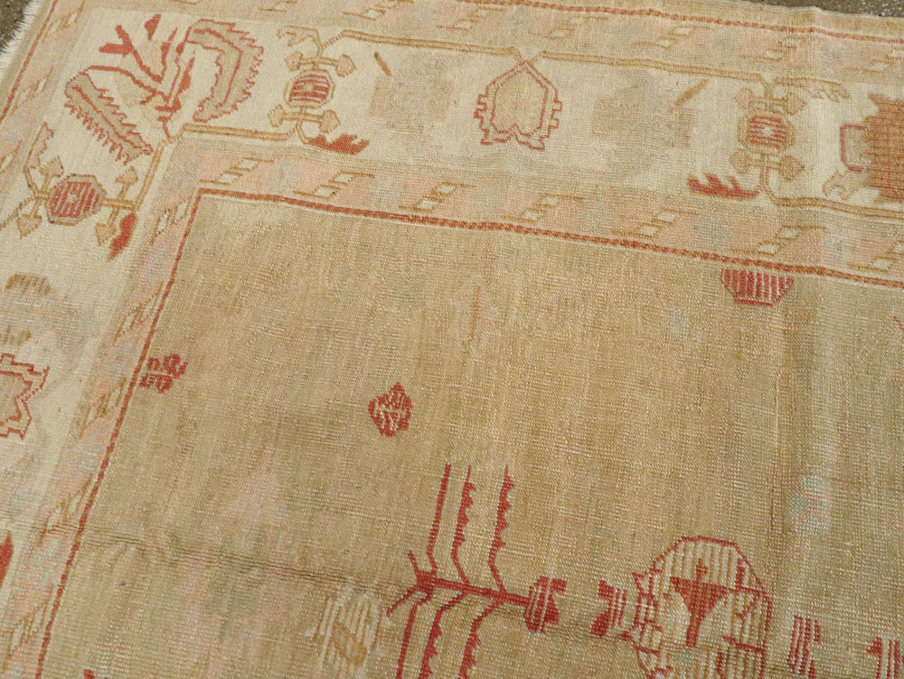 Antique Turkish Oushak Carpet, No.22033 - Galerie Shabab