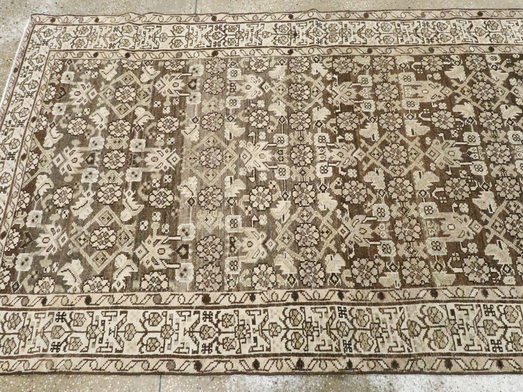 Vintage Persian Malayer Wide Gallery Runner, No.22036 - Galerie Shabab