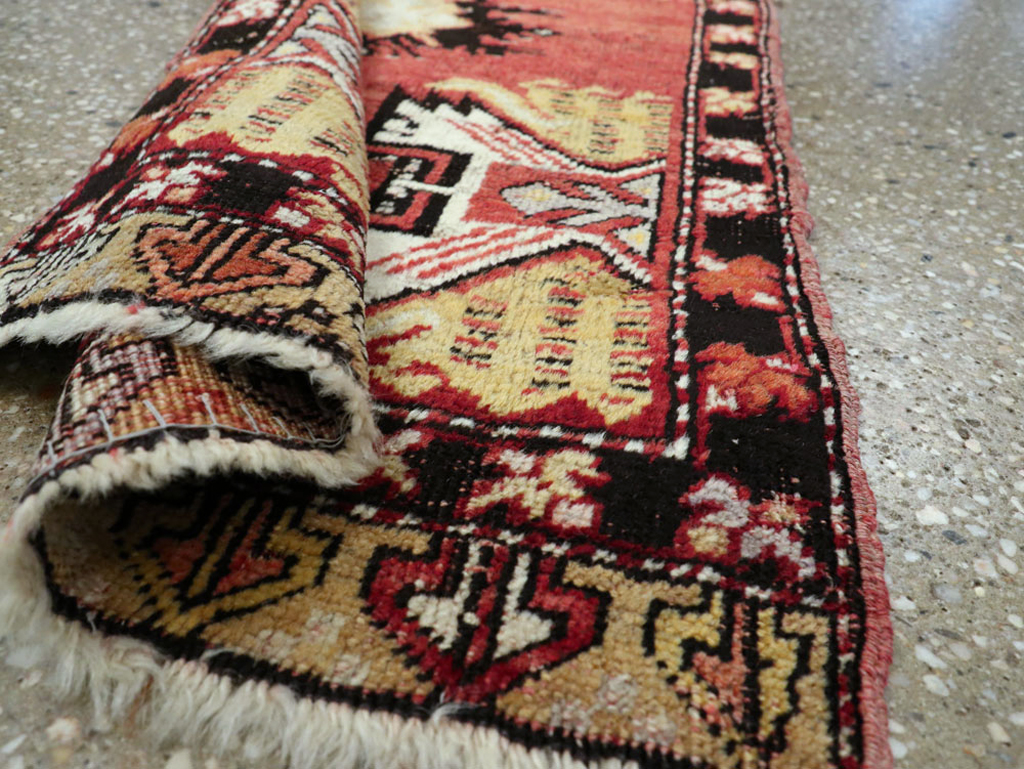 Vintage Turkish Oushak Rug, No.22039 - Galerie Shabab
