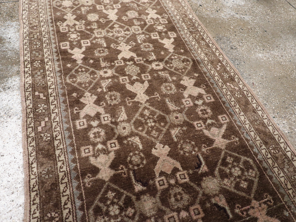 Vintage Persian Malayer Runner, No.22046 - Galerie Shabab