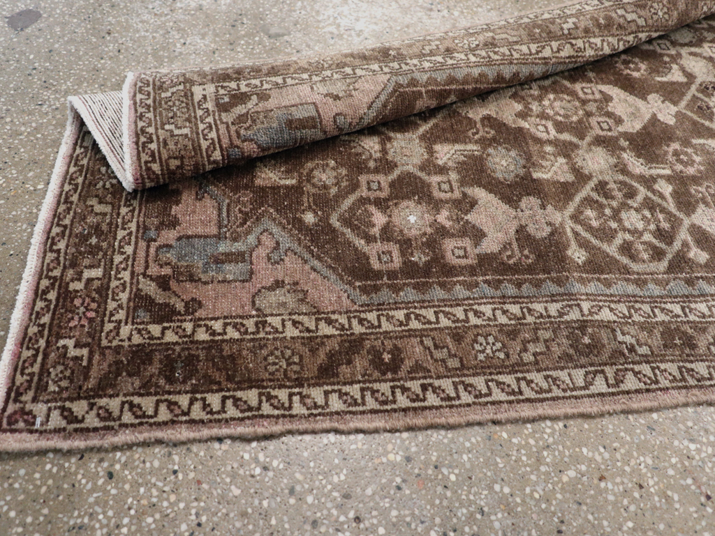 Vintage Persian Malayer Runner, No.22046 - Galerie Shabab