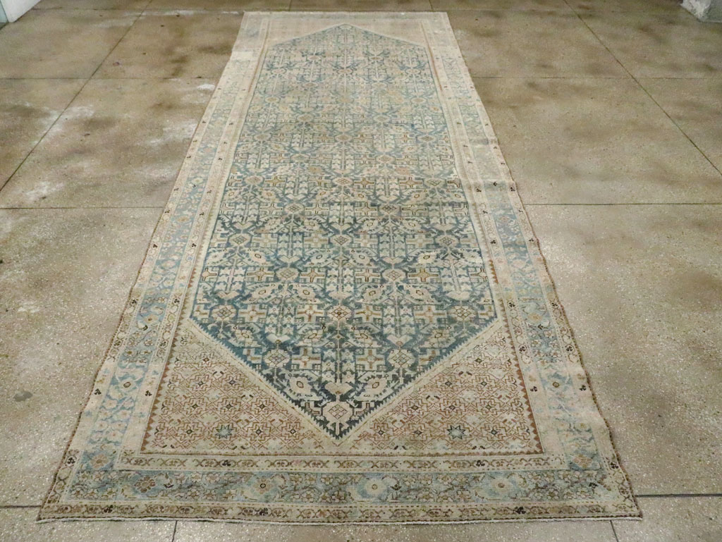 Vintage Persian Malayer Long Gallery Carpet, No.22047 - Galerie Shabab