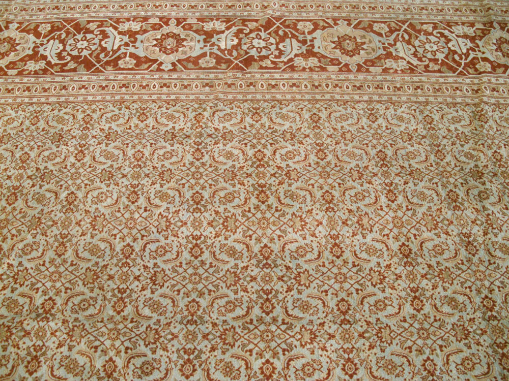 Antique Persian Tabriz Carpet, No.22052 - Galerie Shabab