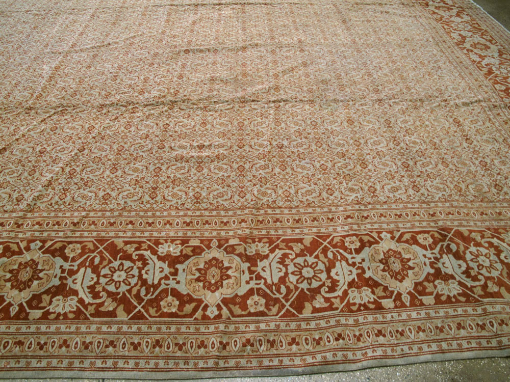 Antique Persian Tabriz Carpet, No.22052 - Galerie Shabab