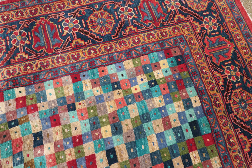 Vintage Persian Veece Carpet, No.22057 - Galerie Shabab