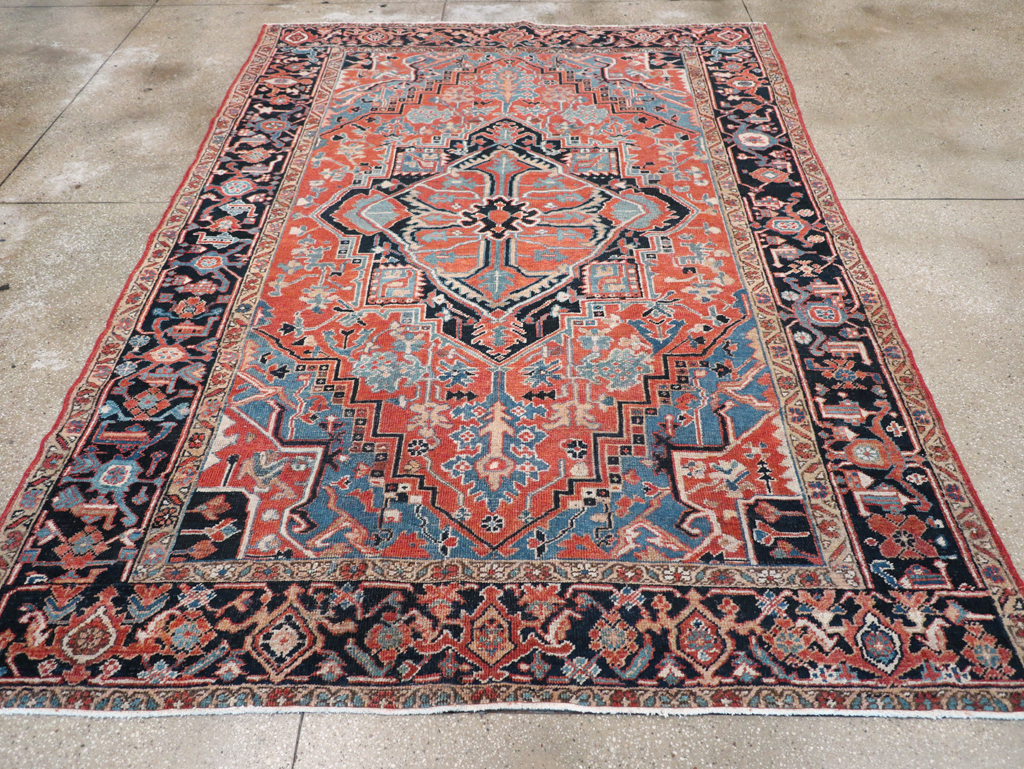 Antique Persian Heriz Carpet, No.22062 - Galerie Shabab