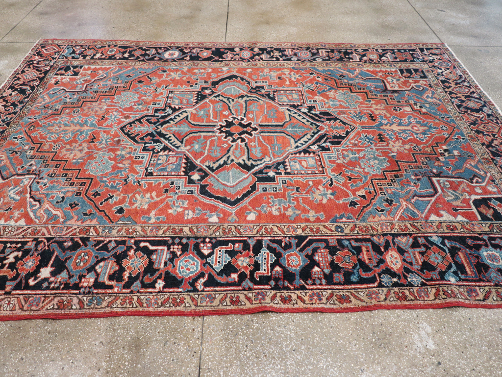 Antique Persian Heriz Carpet, No.22062 - Galerie Shabab