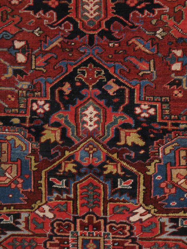 Antique Heriz Carpet, No.22063 - Galerie Shabab