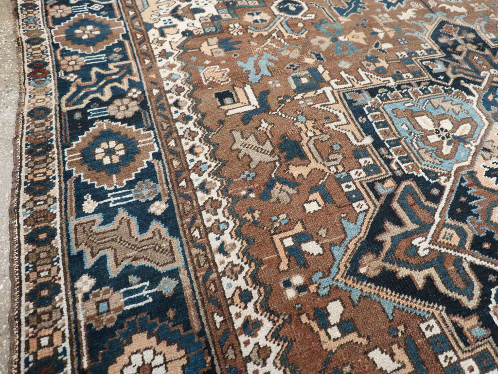 Vintage Persian Heriz Carpet, No.22064 - Galerie Shabab