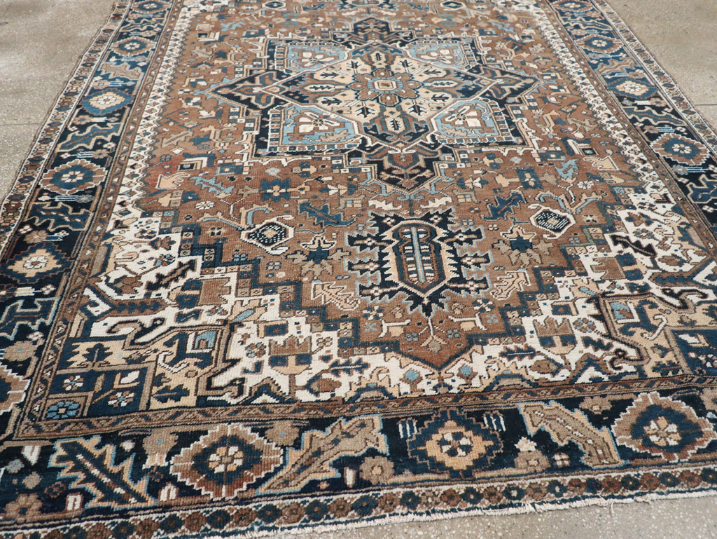 Vintage Persian Heriz Carpet, No.22064 - Galerie Shabab