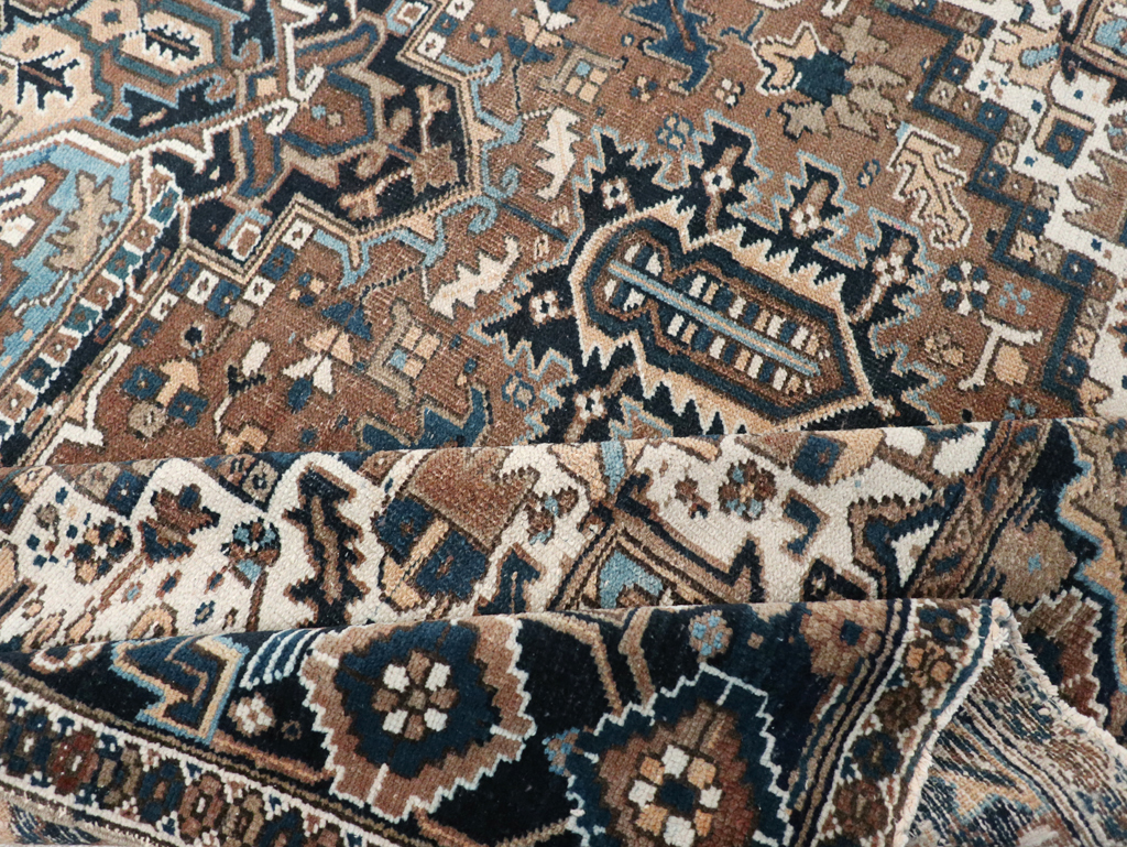 Vintage Persian Heriz Carpet, No.22064 - Galerie Shabab